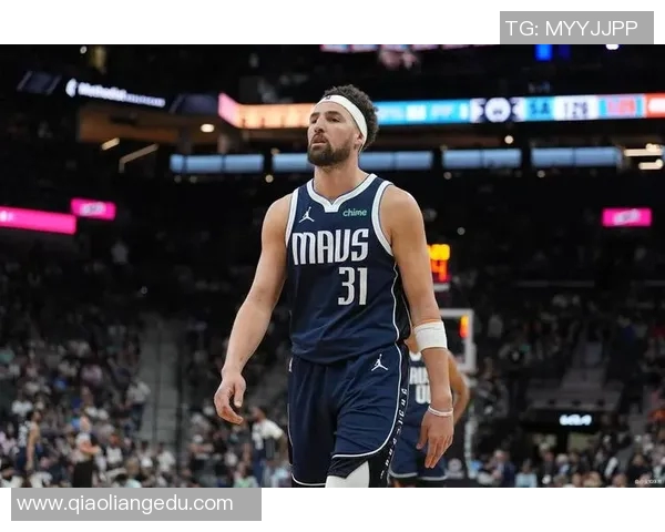 火箭队伊森砍下生涯新高30分申京贡献16分15篮板大胜独行侠37分